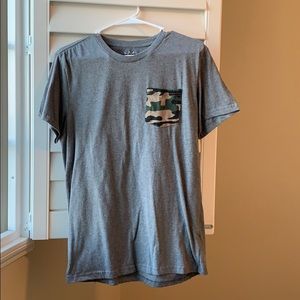 Men’s gray shirt with camo pocket